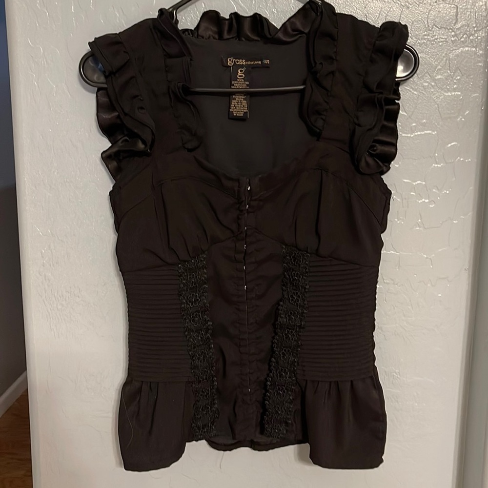 Women’s Front a button Dress Shirt